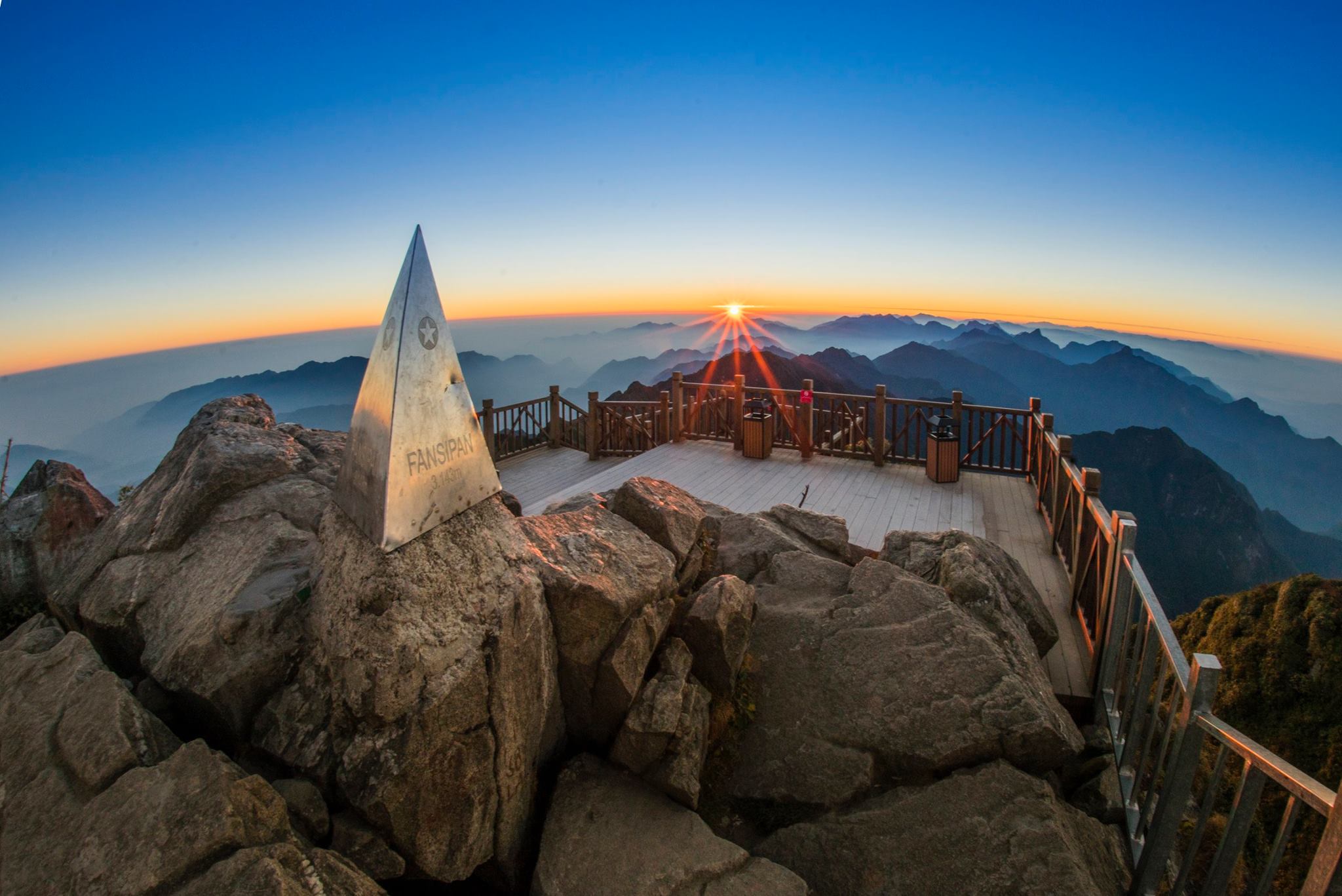 HÀ NỘI – SAPA – CÁT CÁT – FANSIPAN – HÀ NỘI