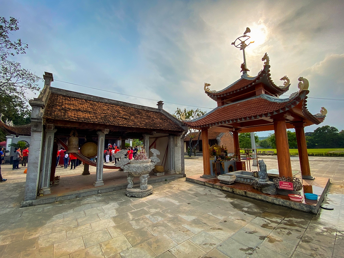 ĐỀN LĂNG SƯƠNG – LYNNTIMES THANH THỦY